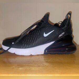 Nike Black and White Air Max 270 Runner